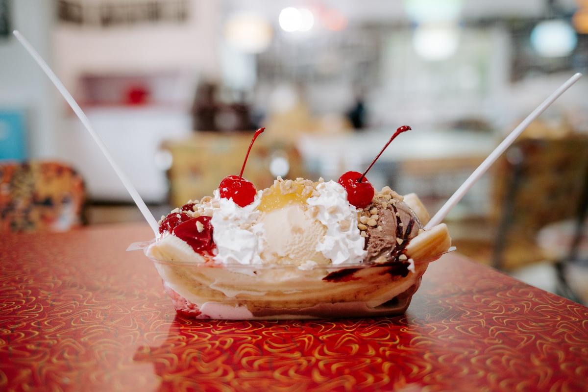 10+ Springfield Exclusive Desserts To Keep You Cool This Summer