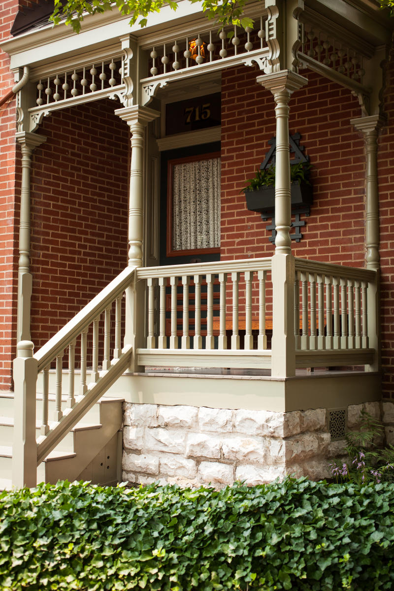 St. Charles Vacation Rentals Guest Houses and Cabins