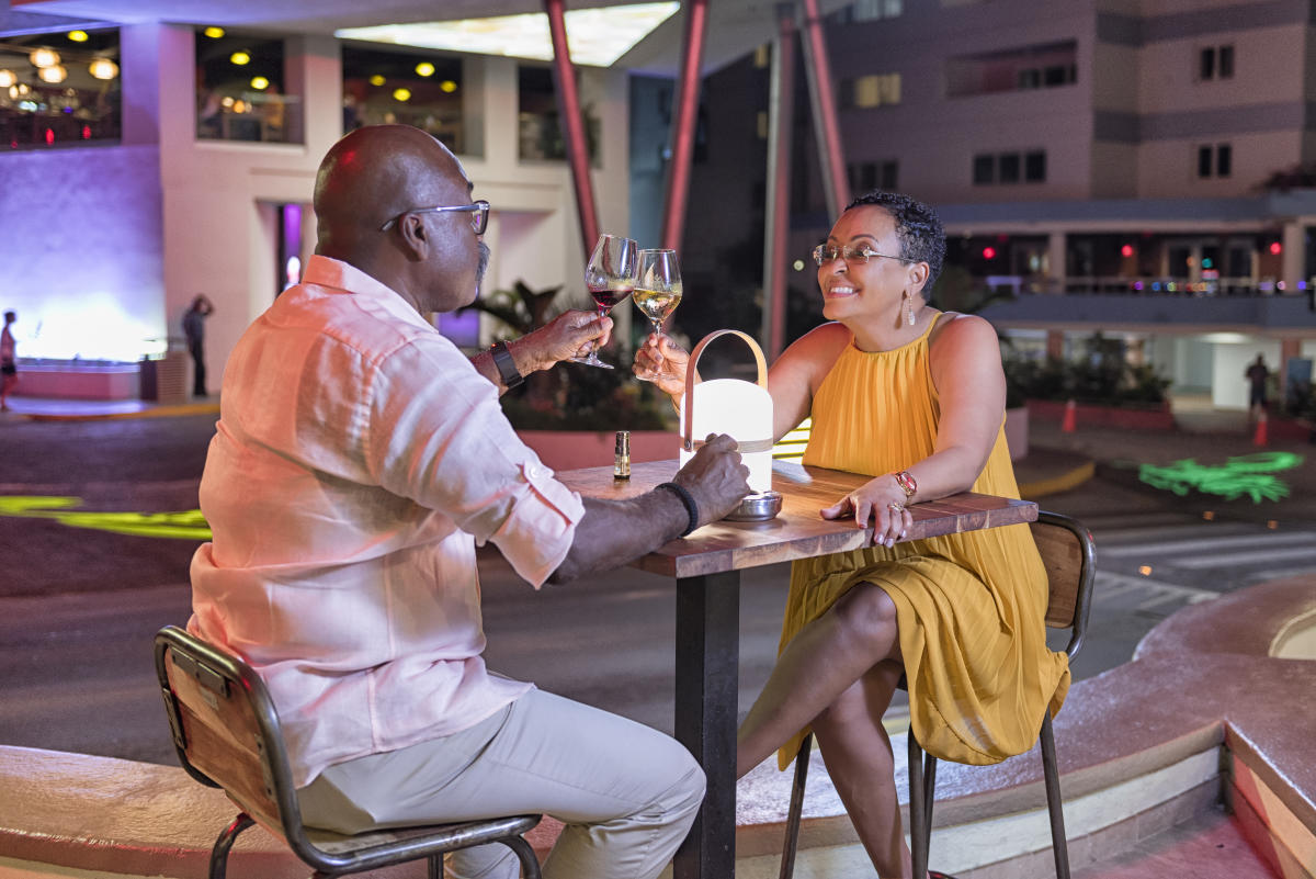 Khám phá hai phía đảo St. Maarten