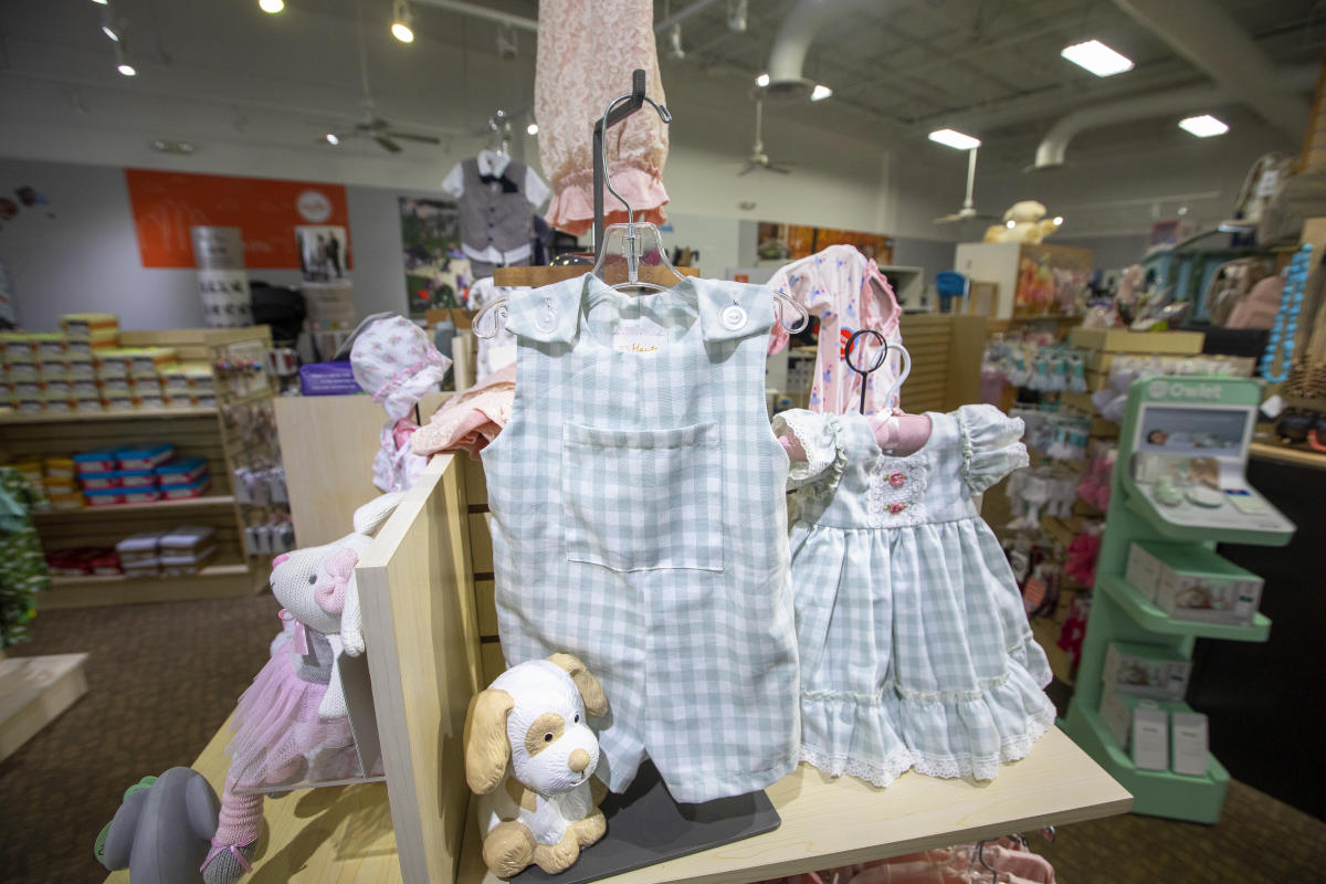 Shopping Retail Stores Visit Sugar Land, Texas