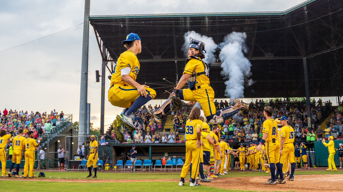 Savannah Bananas: Touring offbeat baseball club extends Sugar Land stop  with 2 more games at Constellation Field - ABC13 Houston