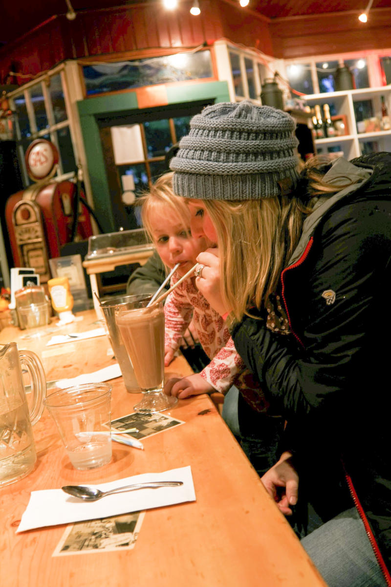 Restaurants Waterfront Dining, Breweries & Nightlife