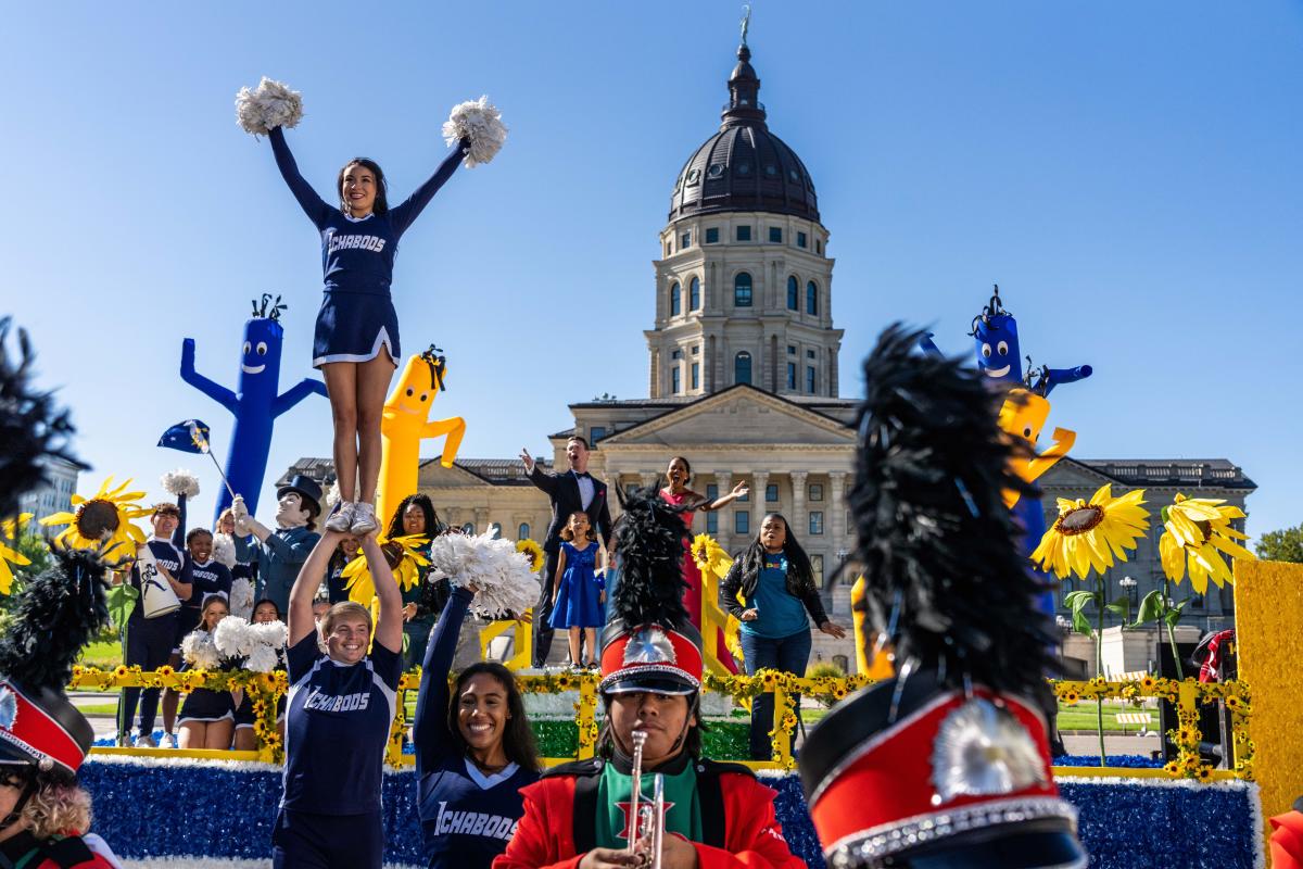 See Yourself Be Yourself Free Yourself in Topeka See Yourself Be Yourself Free Yourself in Topeka