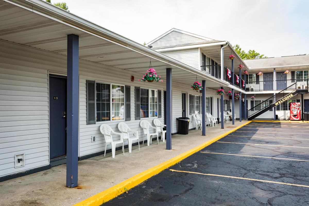 Sierra Motel