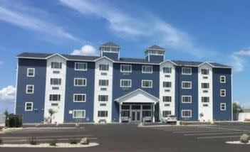 Baywatch Resort