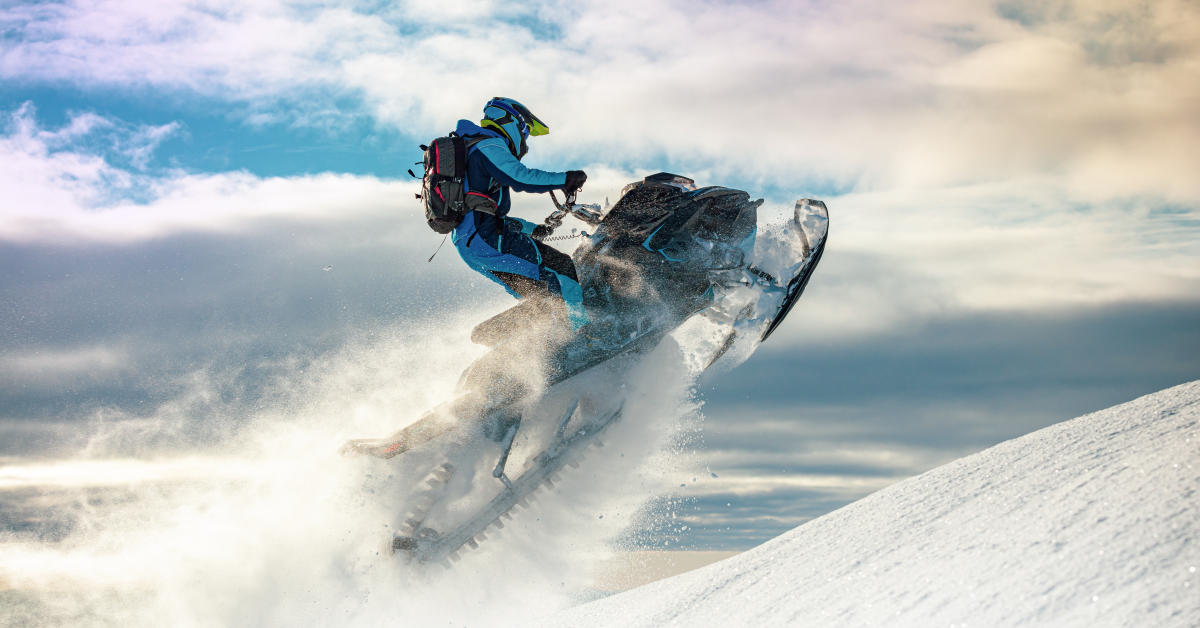 Snowmobiling in Utah