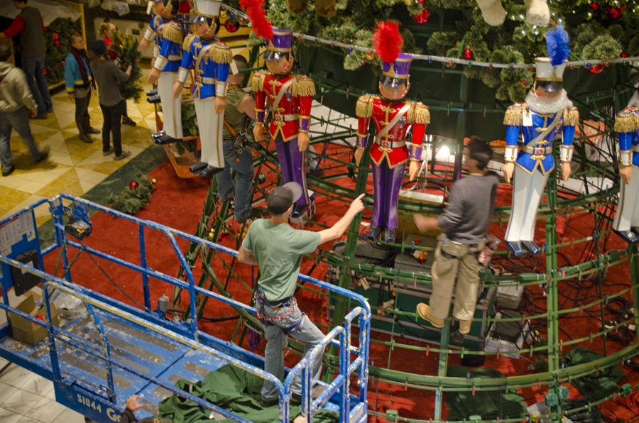 Tree to Get Ready King of Prussia Mall Christmas Tree