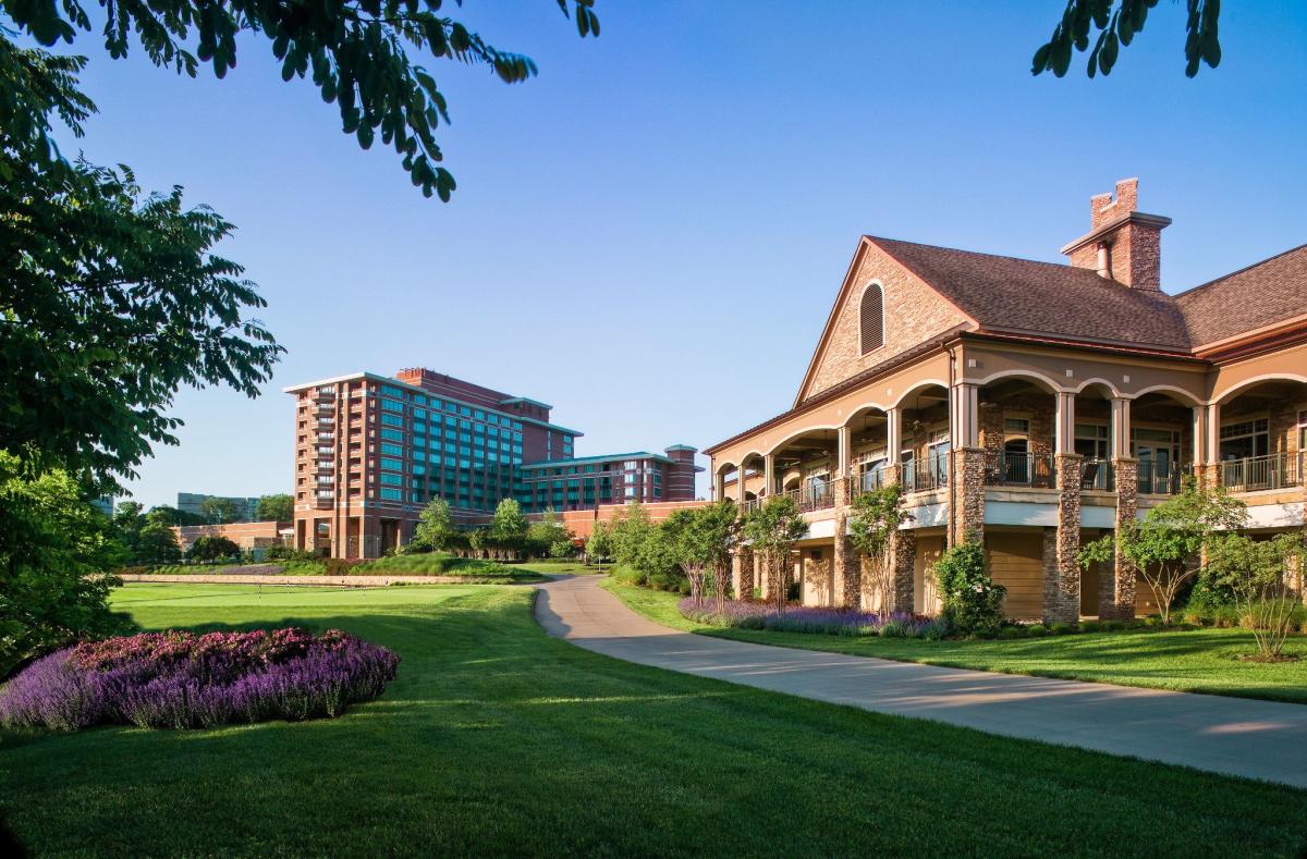 Leesburg Virginia Is For Lovers
