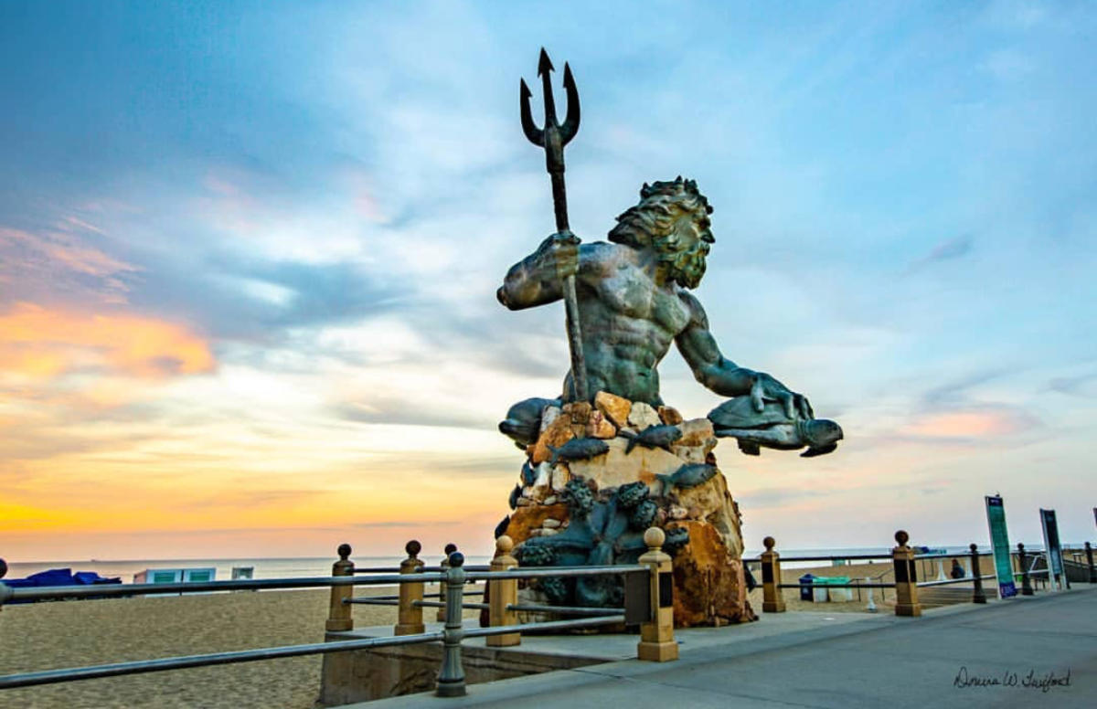 24 Hours At The Virginia Beach Boardwalk