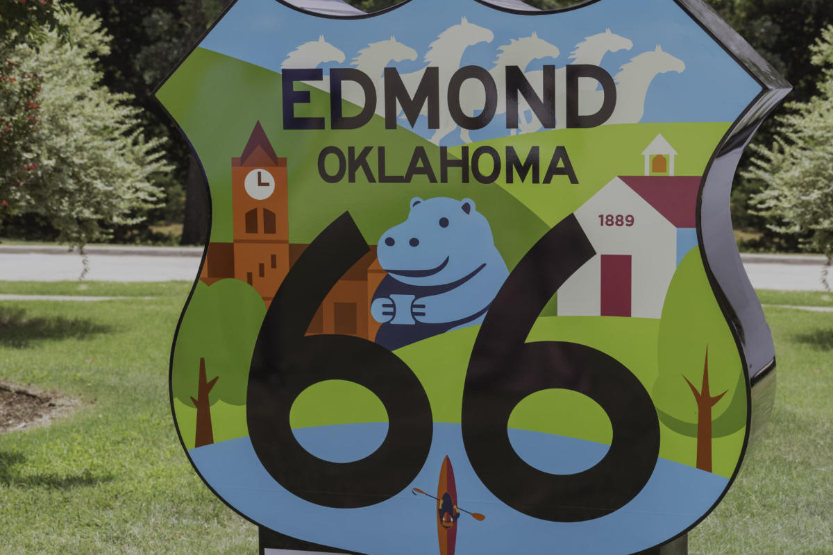 New Route 66 Shield at Fink Park