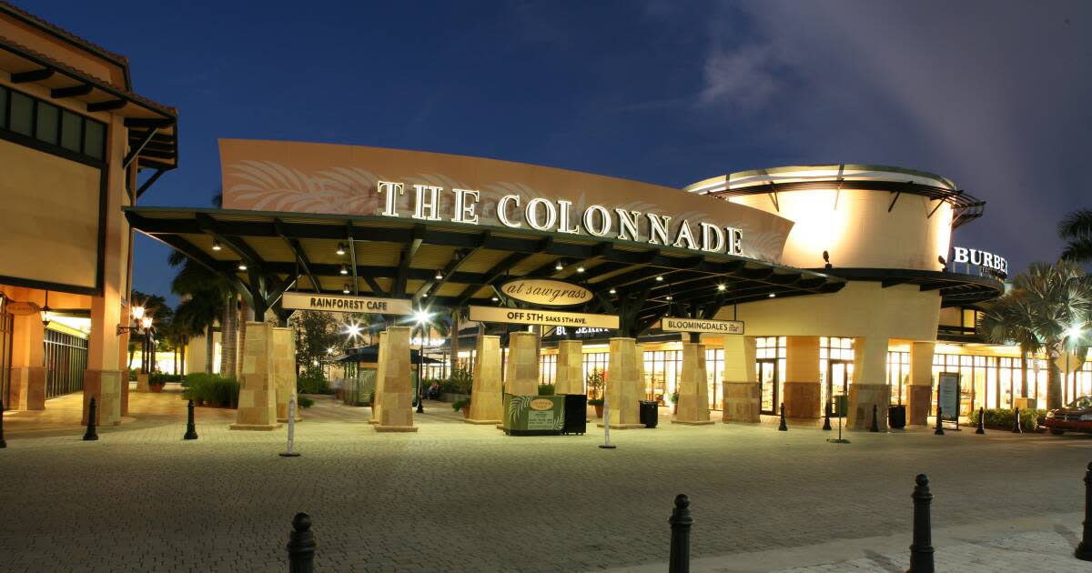 Sawgrass Mills Outlet