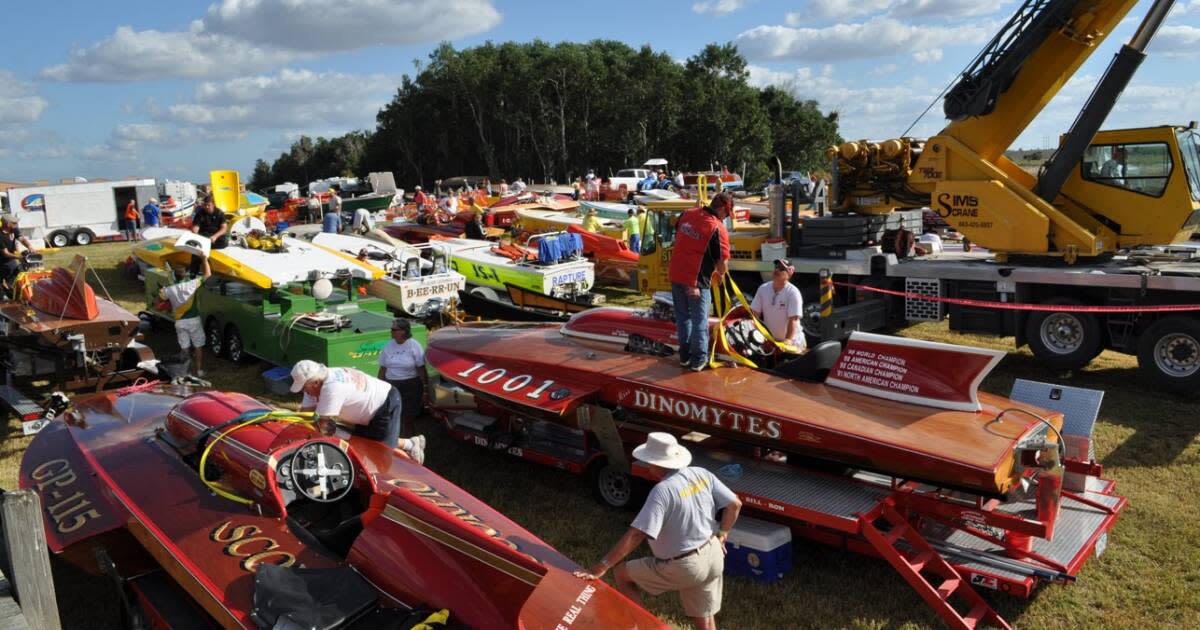 Tavares Seaplane Base Florida Seaplane Festivals & Boutique Hotel