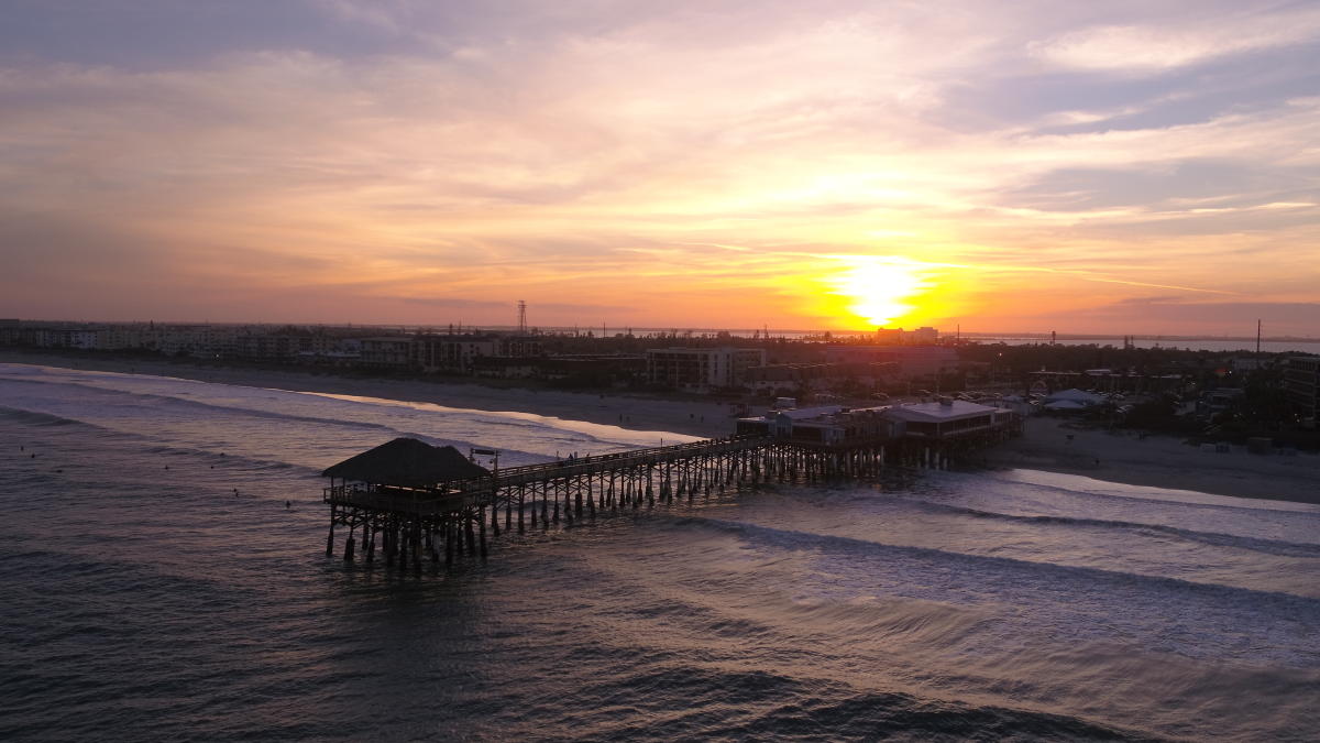 Beach Guide: Cocoa Beach, for Surfing, Sun, and Fun at The Pier, image size:1200x675