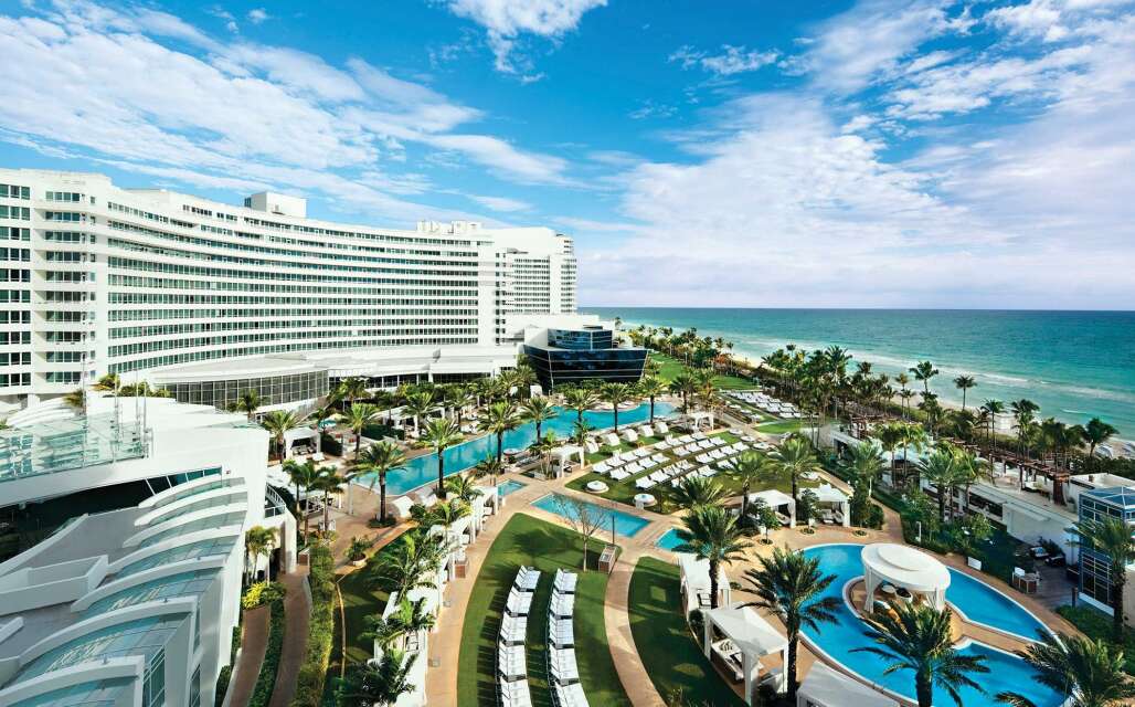 Iconic Fontainebleau Hotel in Miami Beach Brings the Lux