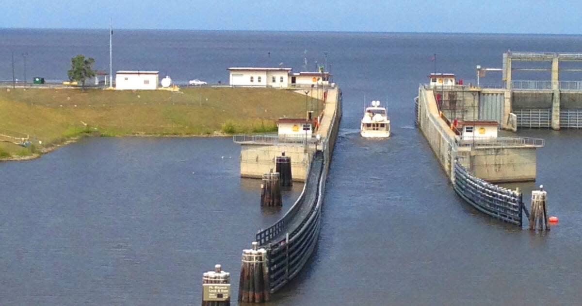 Off the Beaten Path from West Palm Beach Pahokee, Fla.