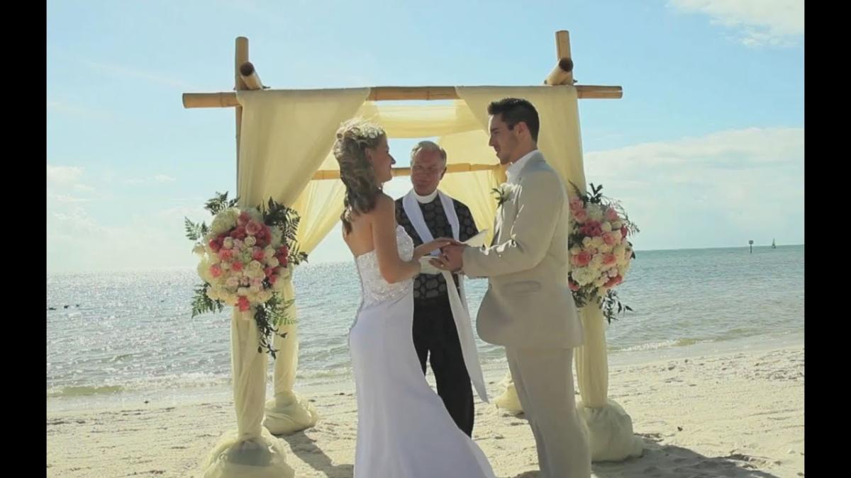 Outdoor Weddings in Florida, image size:1200x675