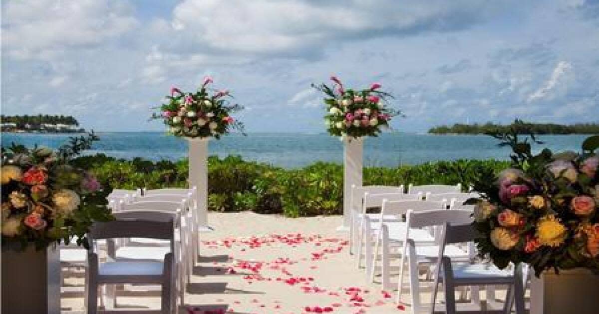 Florida Weddings Guide to Local & Destination Beach Weddings in FL