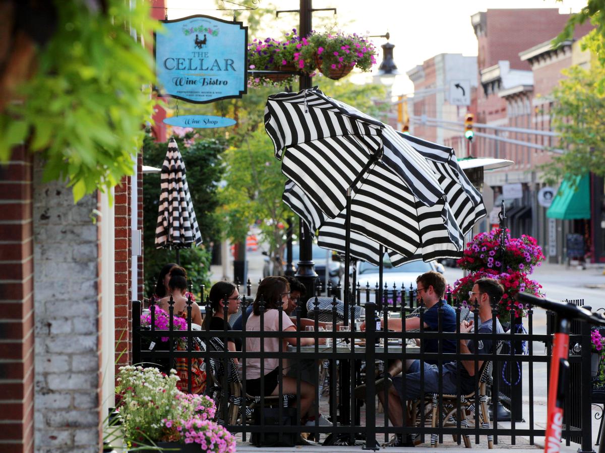 Outdoor patio dining in LafayetteWest Lafayette