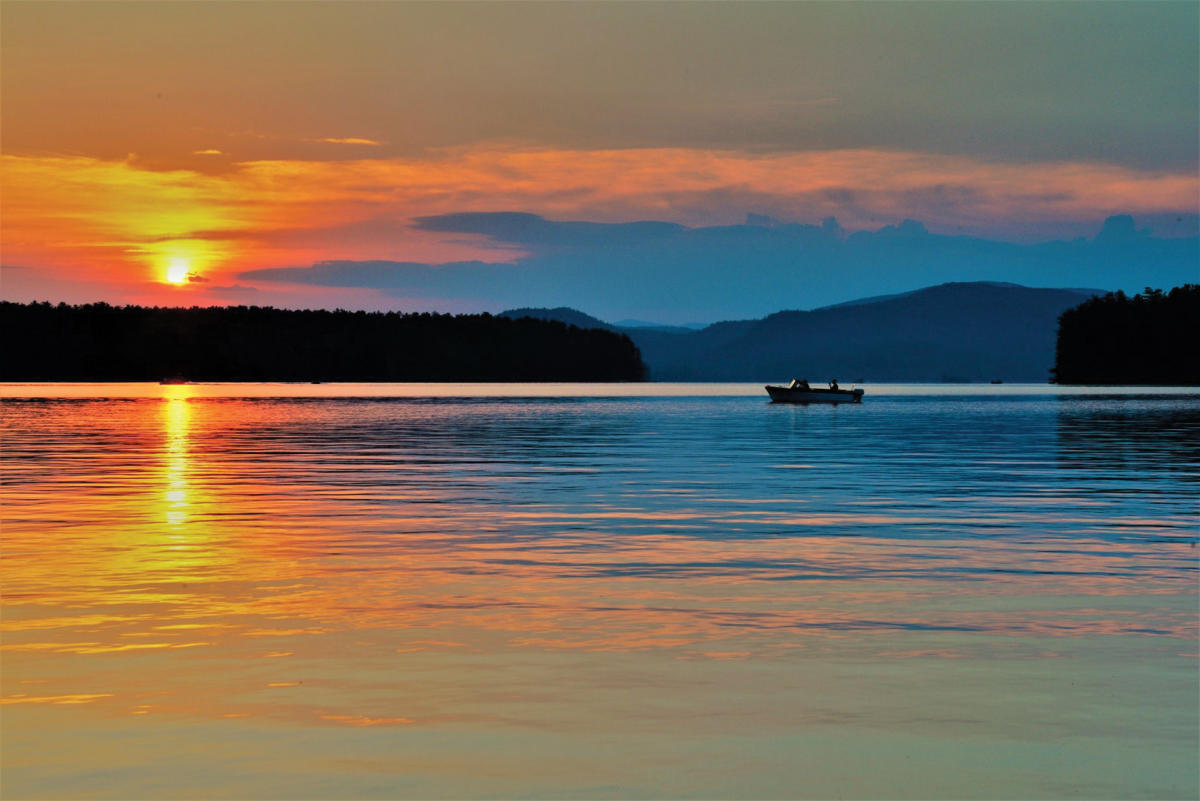 Lakes Region, NH Things to Do, Hotels & Restaurants