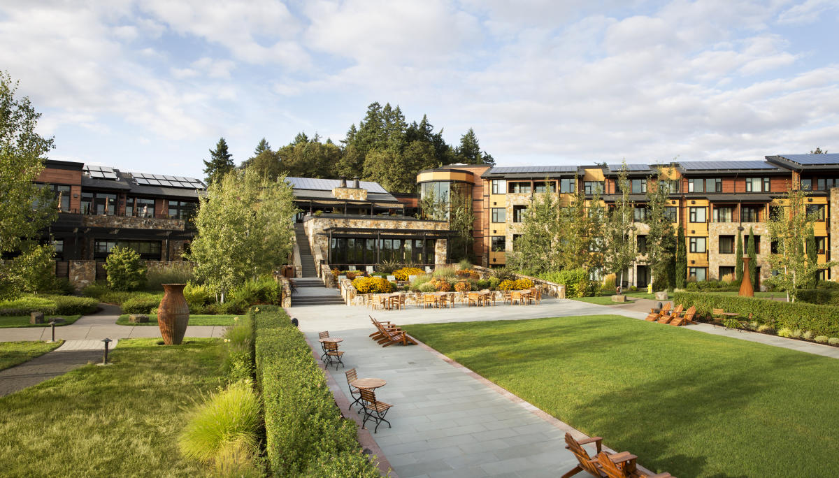 Wineries with lodging near me cheap