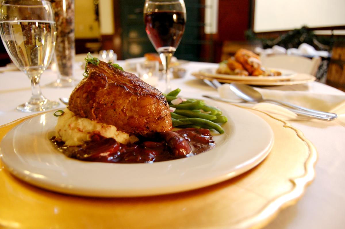 Wilmington NC Steakhouses Chophouses with Steak & Seafood