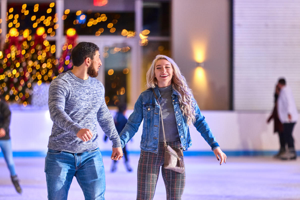 Holiday Event Guide - Visit The Woodlands