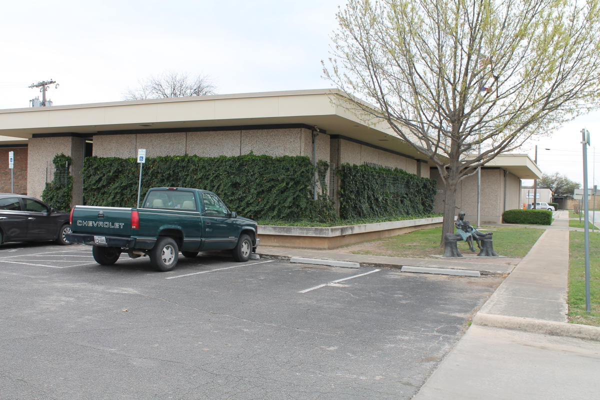 Brownwood Public Library