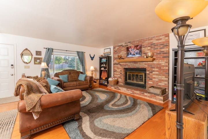 Peaceful Redlands Ranch!
