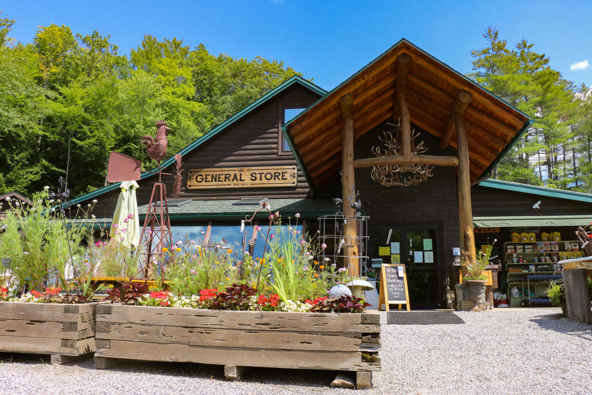 The Lazy Moose Garden Market