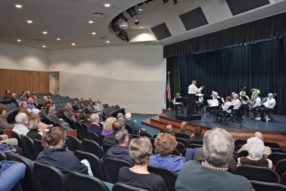 Williamsburg Library Gallery & Theatre