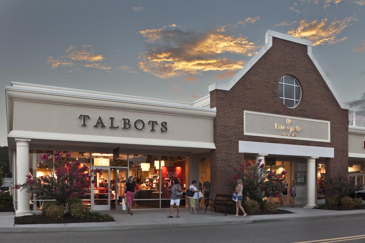 Williamsburg Premium Outlets