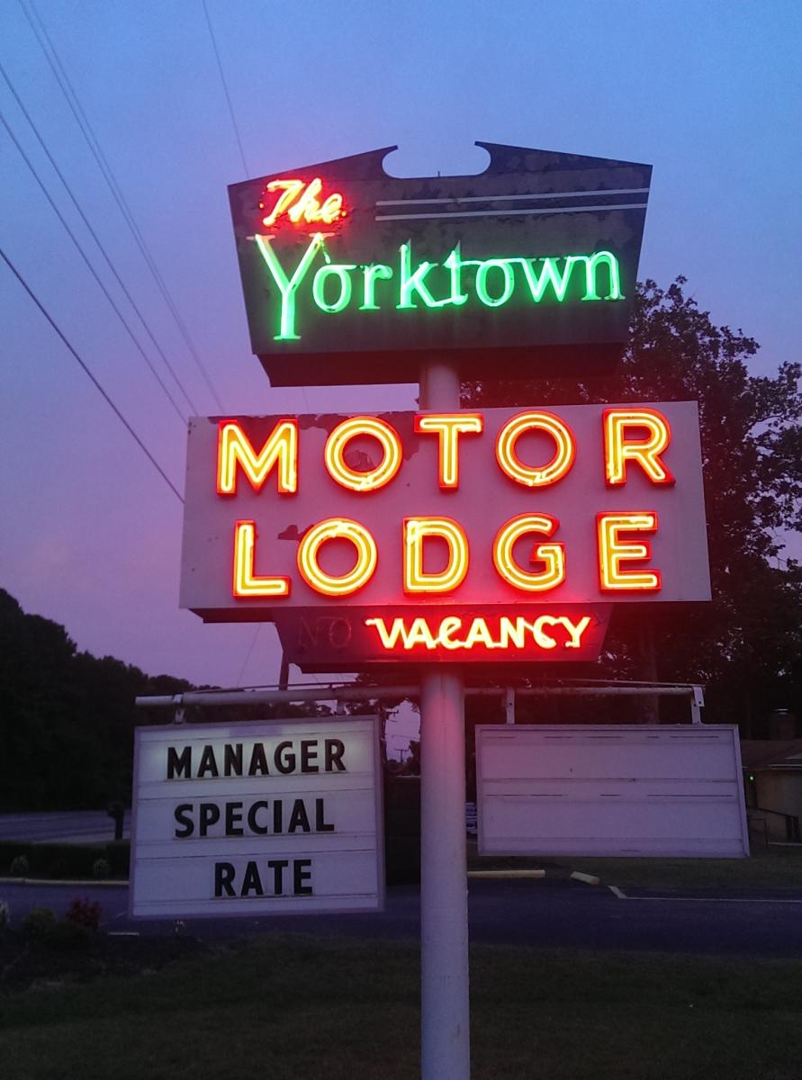 Yorktown Motor Lodge