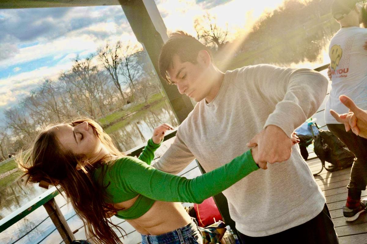Zouk & Lambada in the Park: Beginner-Friendly Open Practica