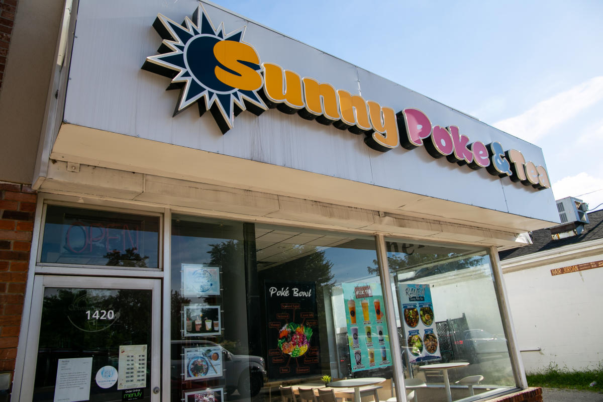 sunny-poke-tea