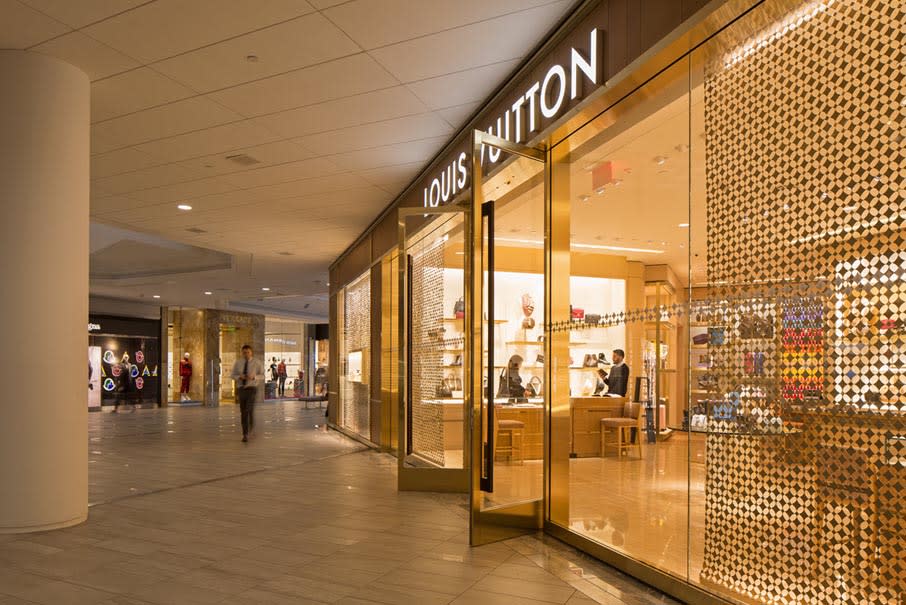 Copley Place - Simon Shopping Destinations - Boston MA, 02116