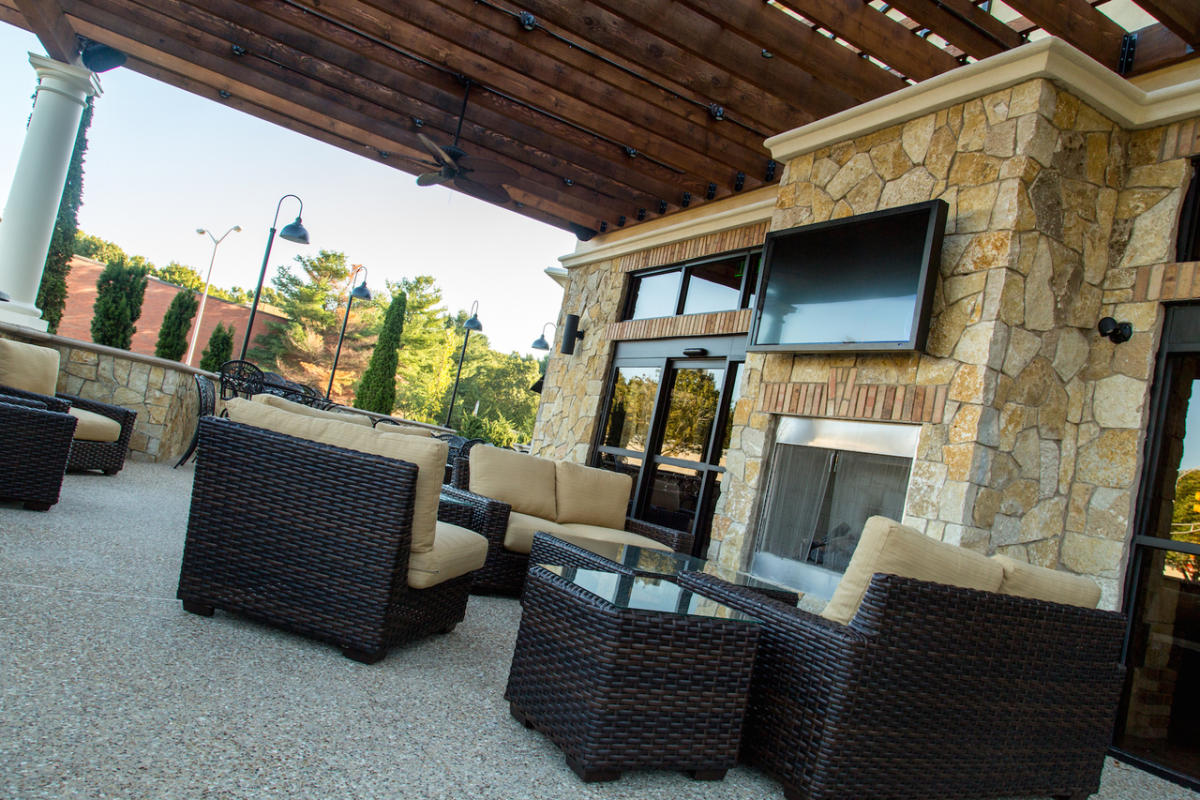 Tuscan kitchen outdoor best sale dining