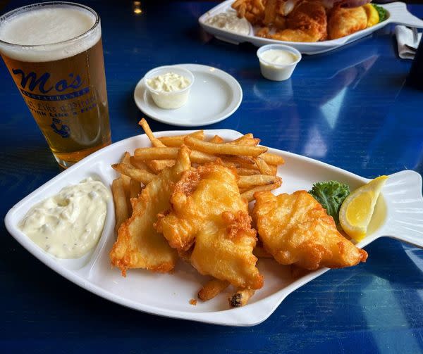 Mo's Restaurant Tolovana Park, OR