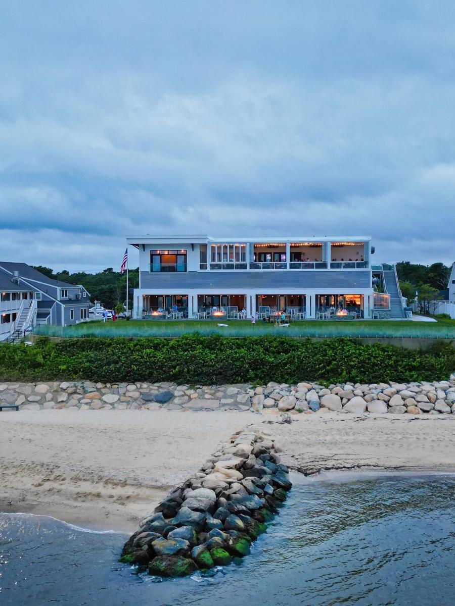 The Rooftop at Pelham House Resort