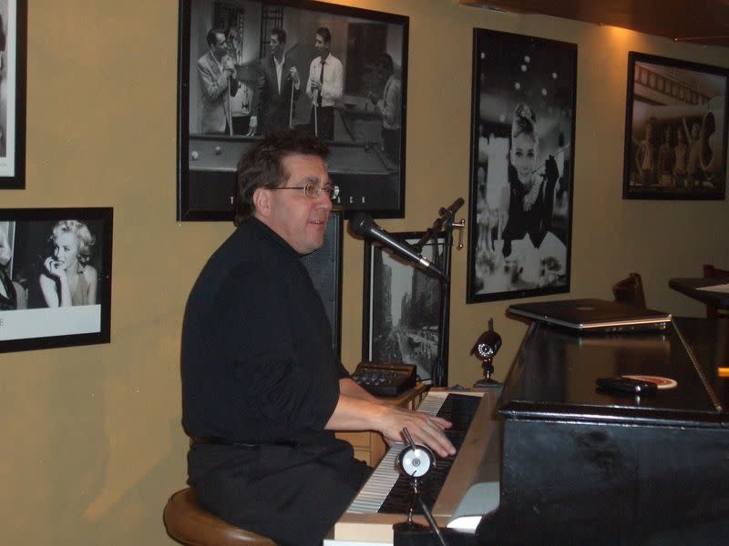 Big Shot Piano Lounge & Restaurant Arlington Heights, IL