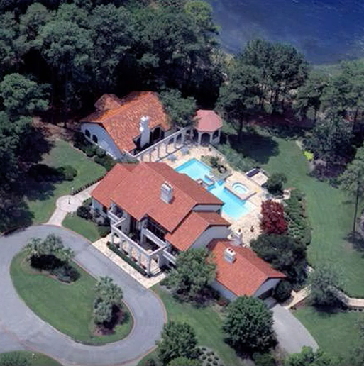 The Manor on Lake Murray