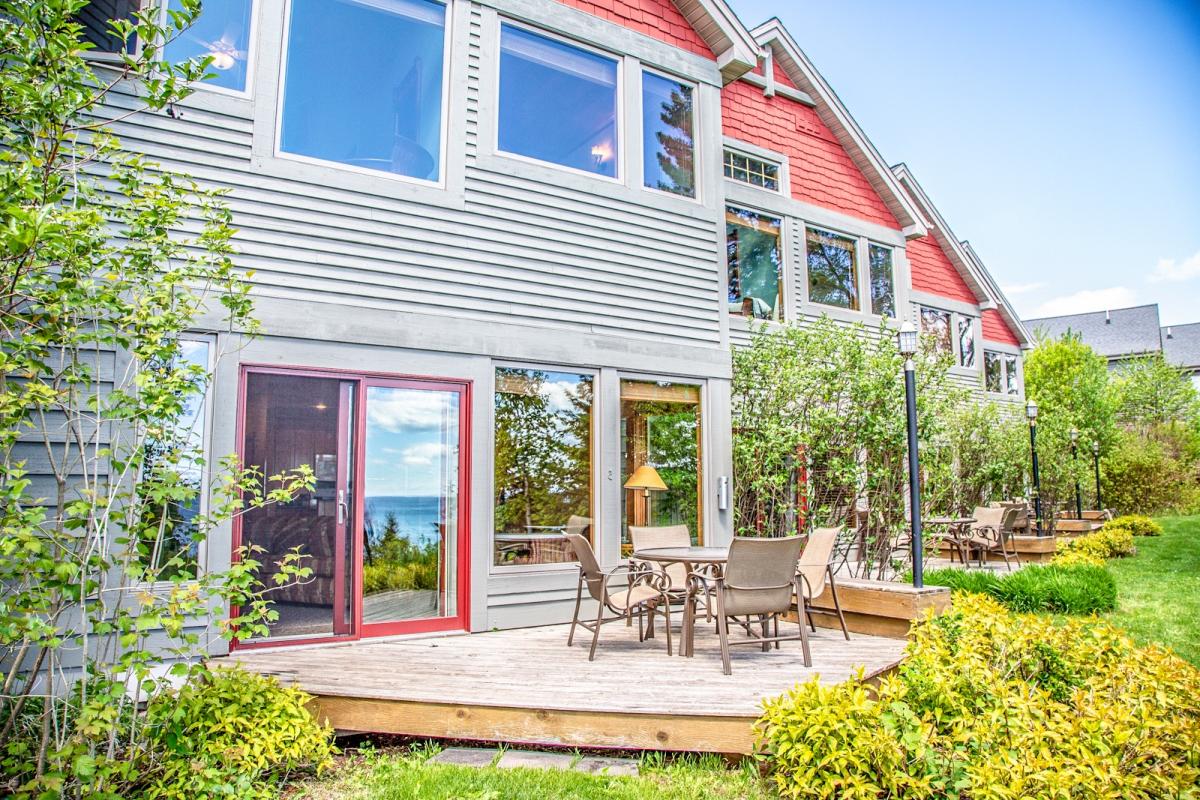 Cliffhouse Townhomes at Lutsen