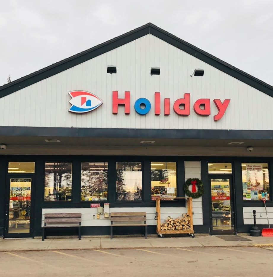 Tofte Holiday Station Store