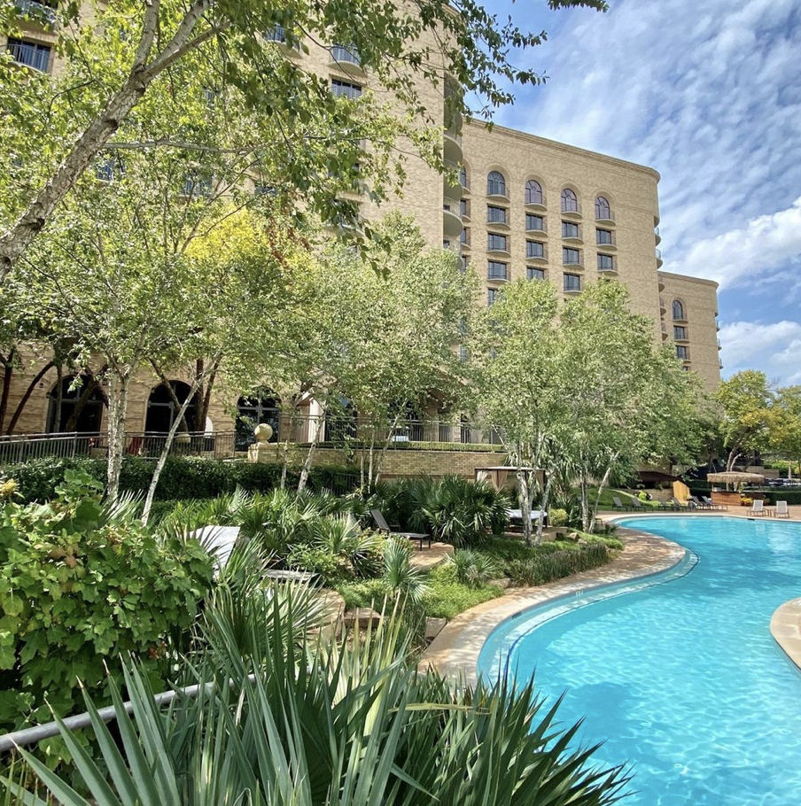 Four seasons las colinas