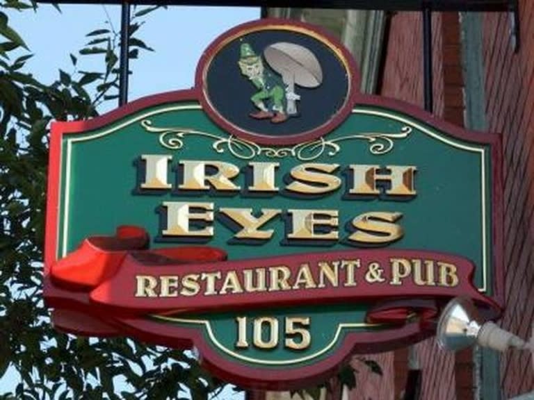 Irish Eyes Pub and Restaurant/Milton