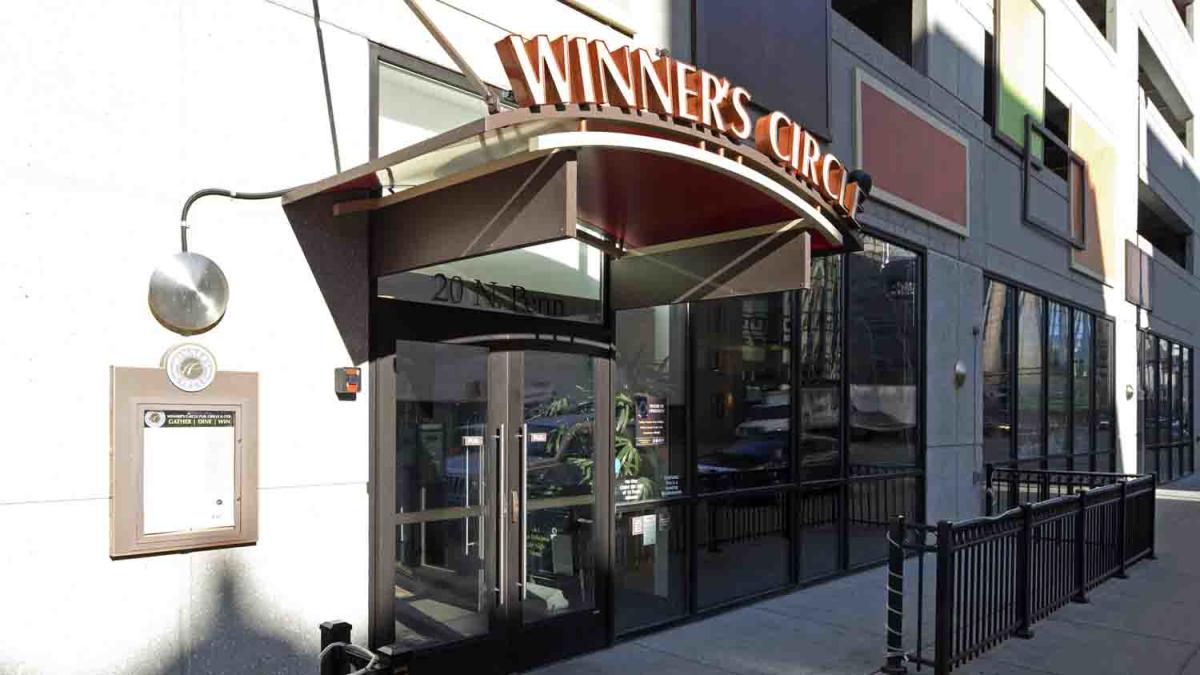 Winner's Circle Pub, Grille & Race Lounge Indianapolis, IN