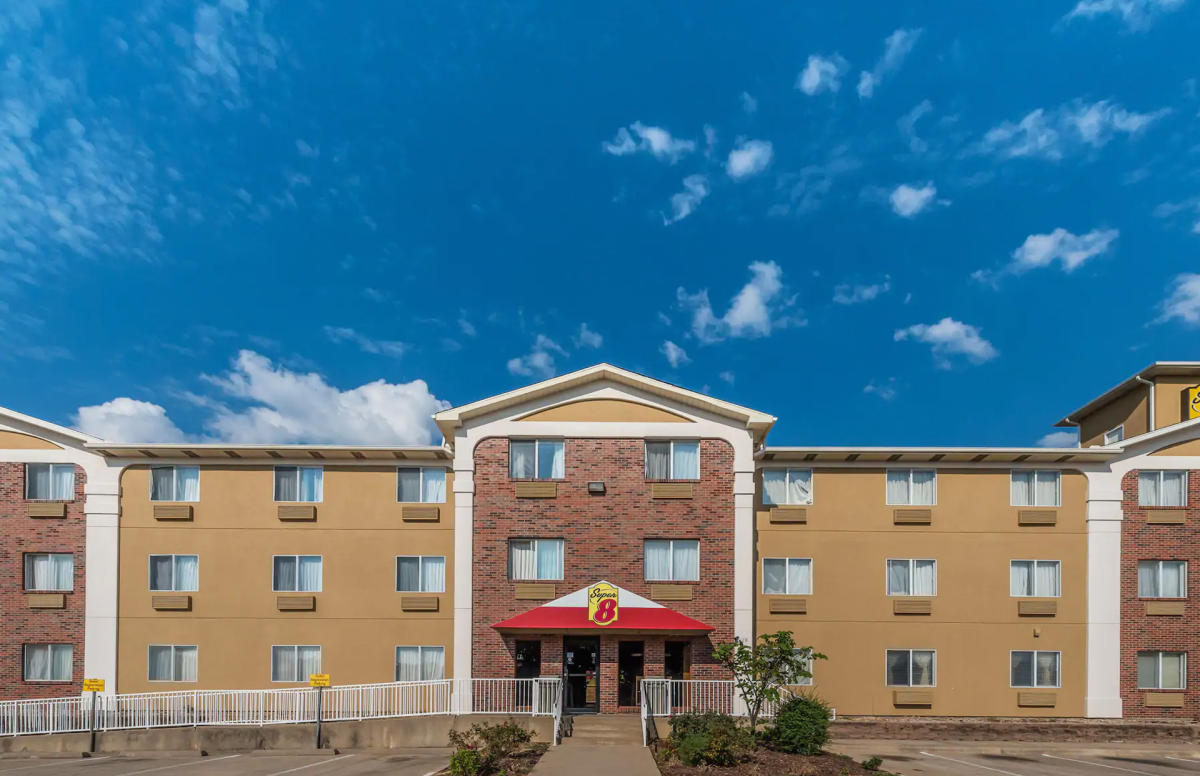 Super 8 Motel