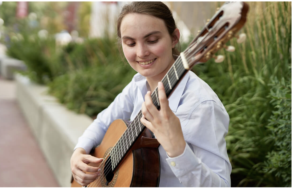Live Music in the Galleries: Classical Guitar by Gwenyth Aggeler at 12 PM - News Directory 3