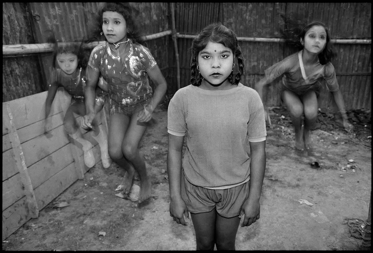 Mary Ellen Mark: Indian Circus