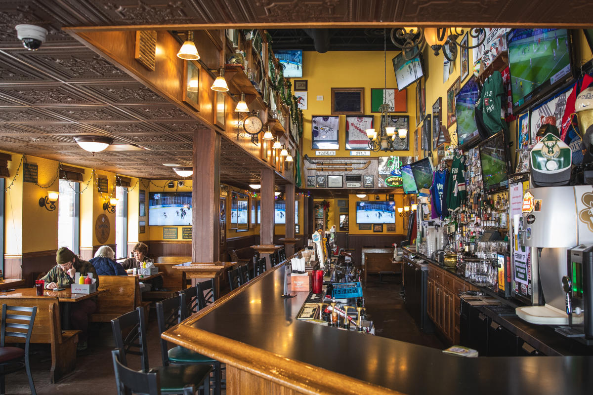 Dooley's Pub Eau Claire, WI 54703