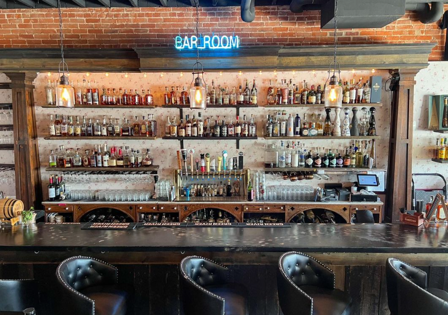 Bad Randy's Hot Chicken & BBQ Lounge